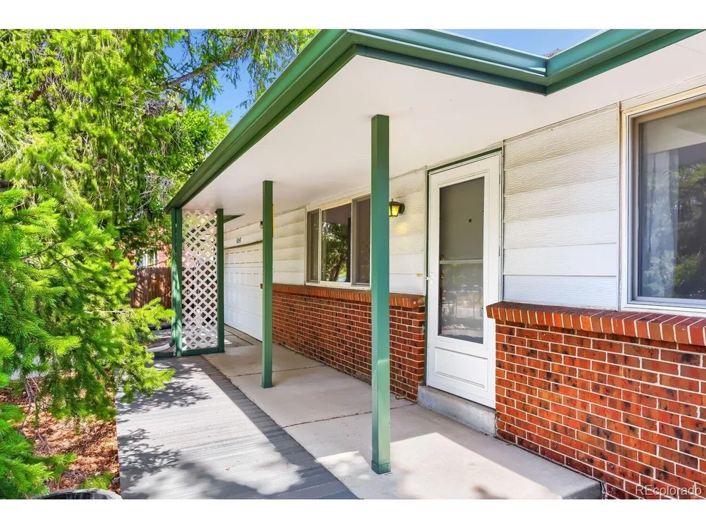Unit for sale at 6357 W Clifton Pl, Littleton, CO 80128
