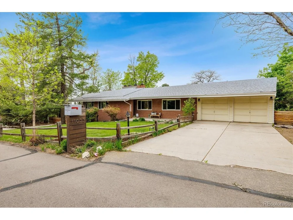 Unit for sale at 11655 Carmel Dr, Lakewood, CO 80215