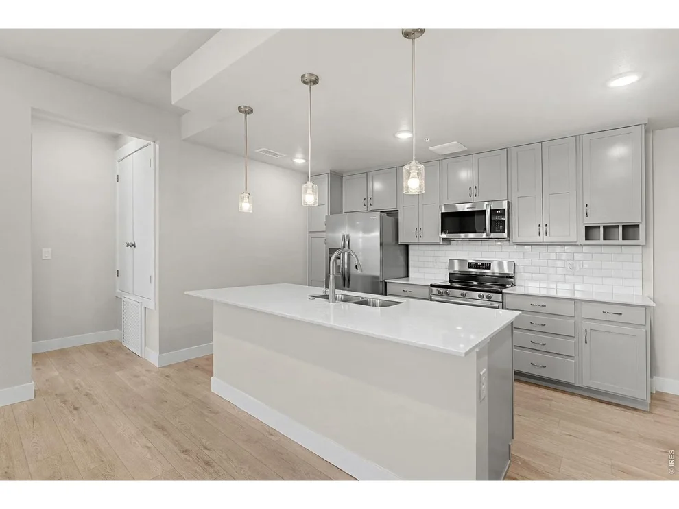 Unit for sale at 265 High Point Dr, Longmont, CO 80504