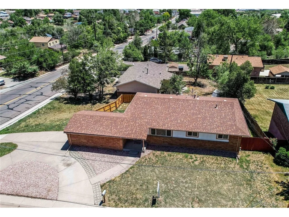 Unit for sale at 3100 S Dale Ct, Englewood, CO 80110