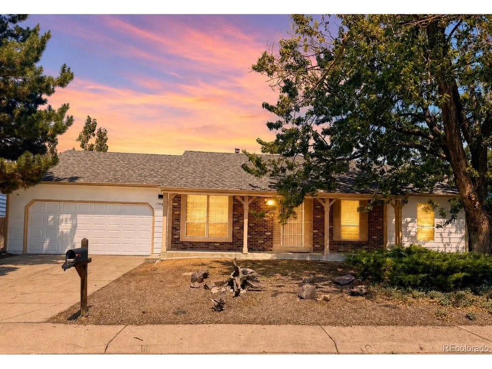 Unit for sale at 17449 E Asbury Cir, Aurora, CO 80013