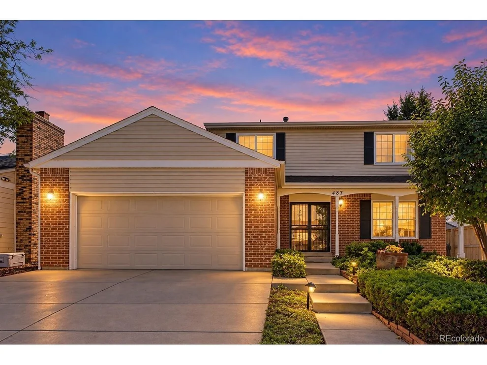 Unit for sale at 487 S Kingston Cir, Aurora, CO 80012
