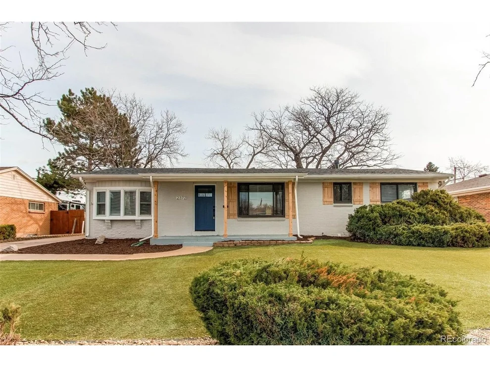 Unit for sale at 2372 Paris St, Aurora, CO 80010