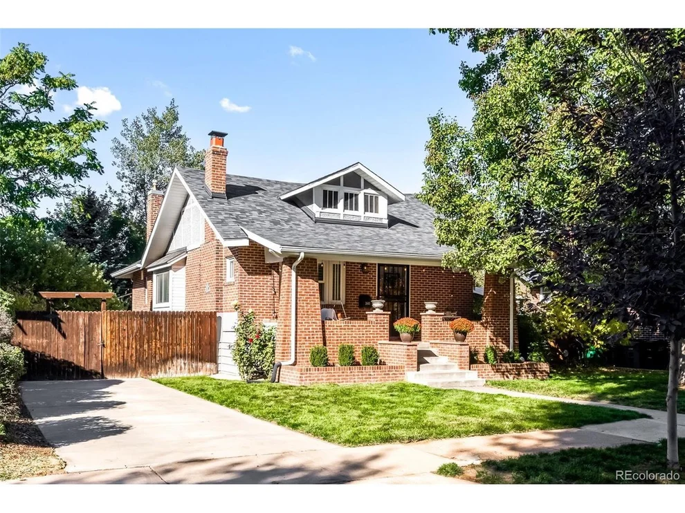 Unit for sale at 2645 Cherry St, Denver, CO 80207