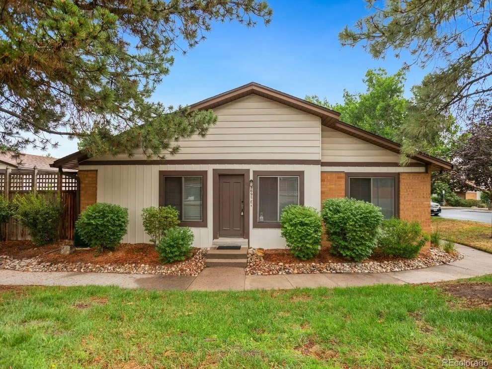 Unit for sale at 3695 S Kittredge St, Aurora, CO 80013