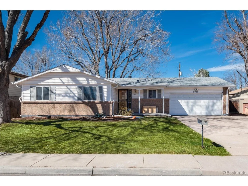 Unit for sale at 2945 S Teller St, Denver, CO 80227