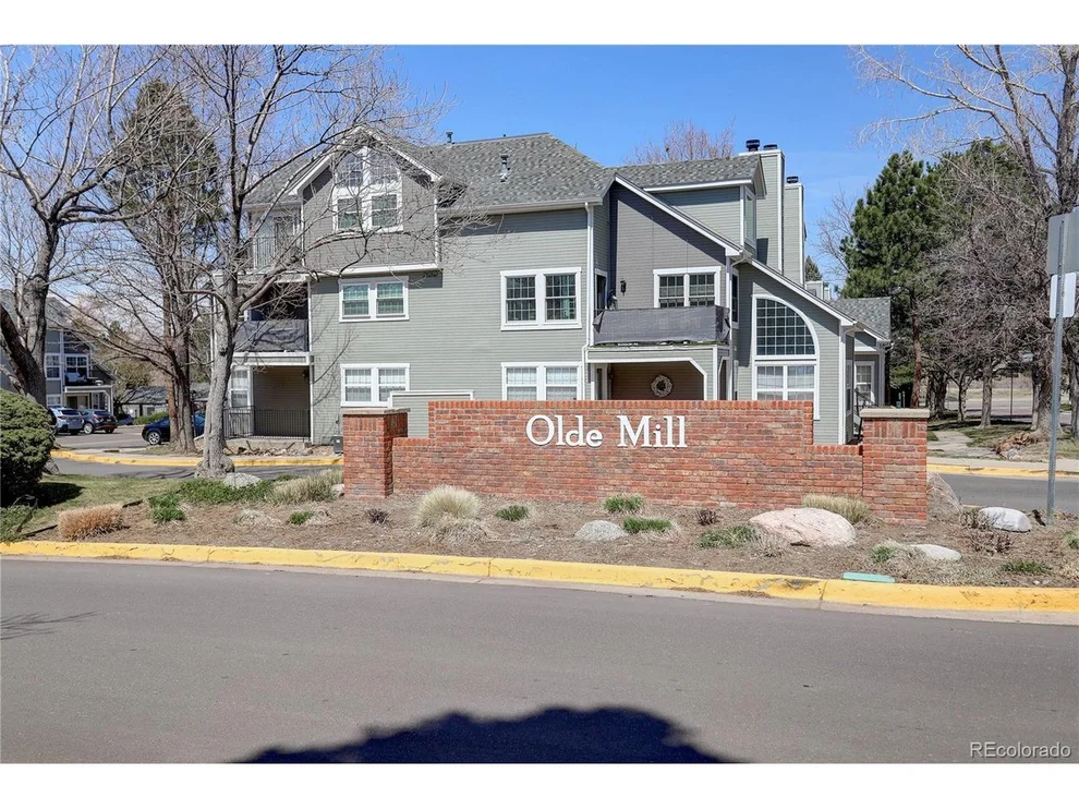 Unit for sale at 6776 S Ivy St, Centennial, CO 80112