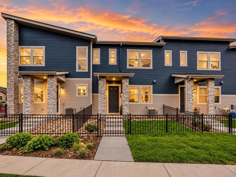 Unit for sale at 2839 Bear Springs Cir, Longmont, CO 80503