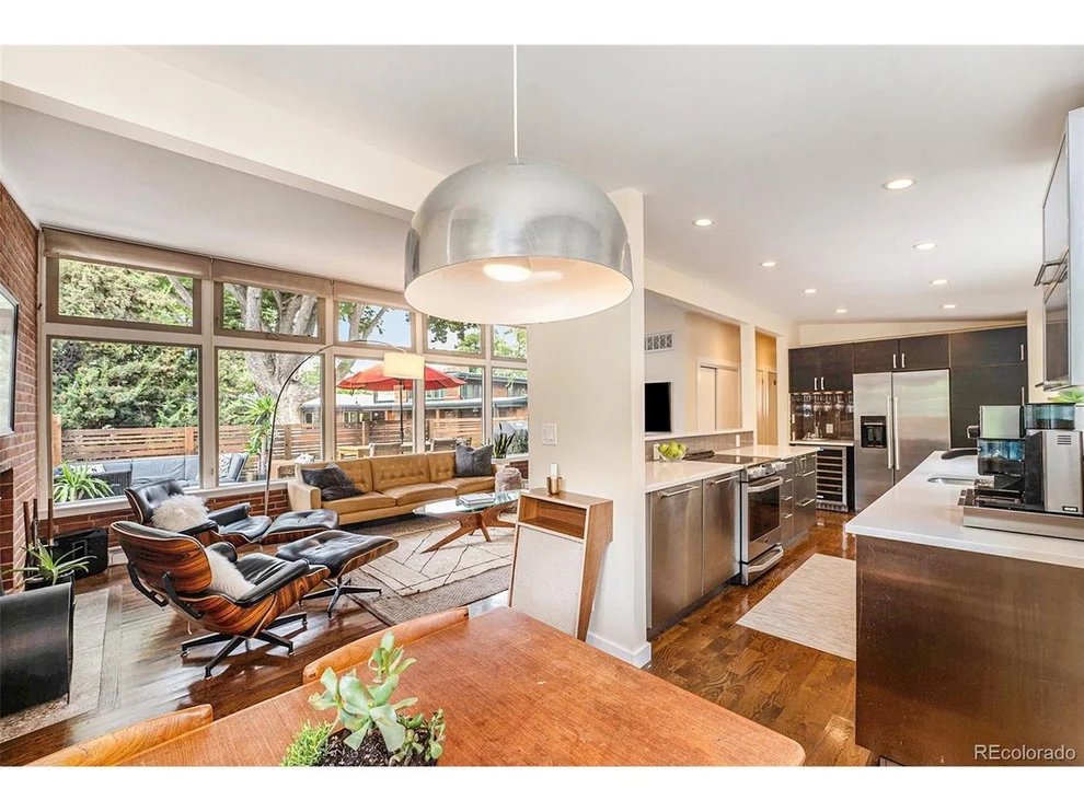 Unit for sale at 2415 S Dahlia Ln, Denver, CO 80222