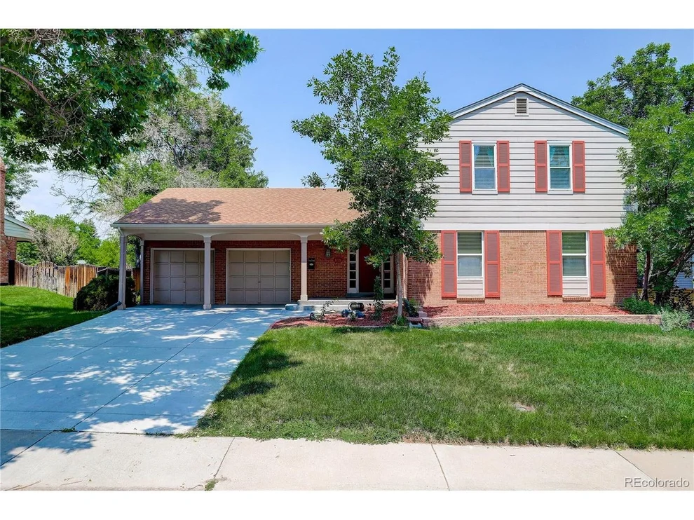 Unit for sale at 3735 E Easter Cir, Centennial, CO 80122