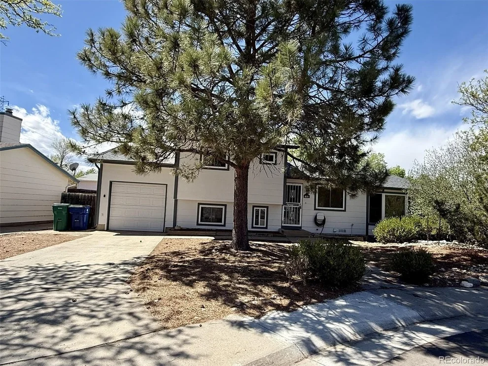 Unit for sale at 1865 S Ivory Ct, Aurora, CO 80017