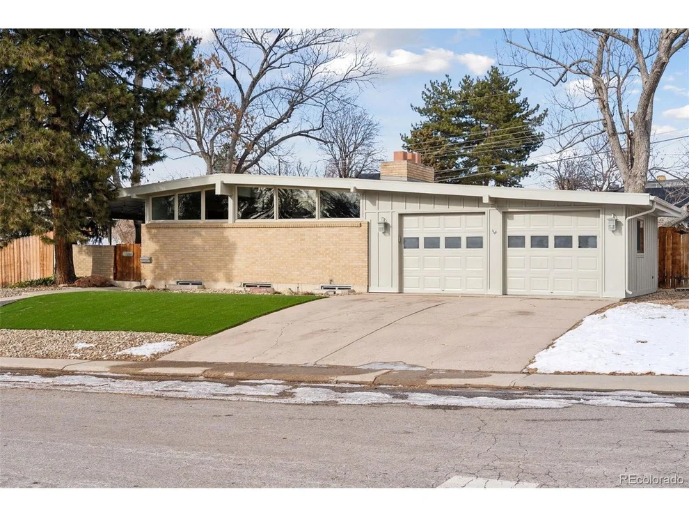Unit for sale at 3097 E Caley Ave, Centennial, CO 80121