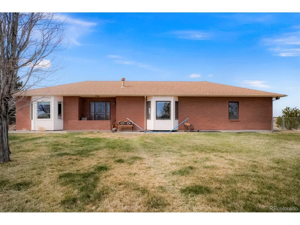 Unit for sale at 285 S County Road 159, Strasburg, CO 80136