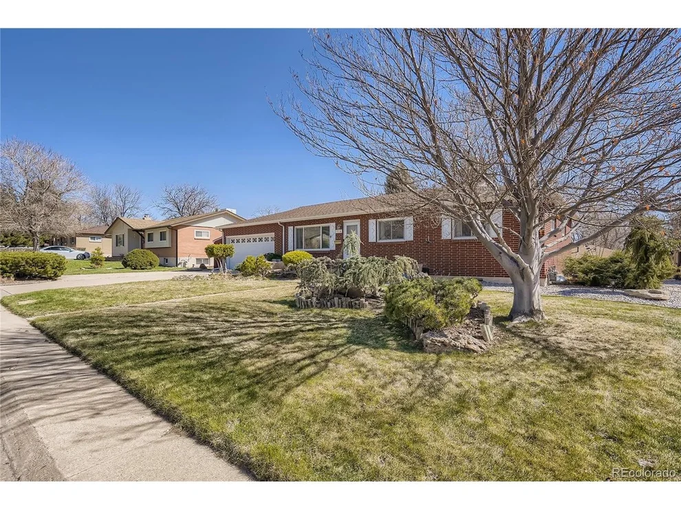 Unit for sale at 1024 S Vivian Ct, Lakewood, CO 80228