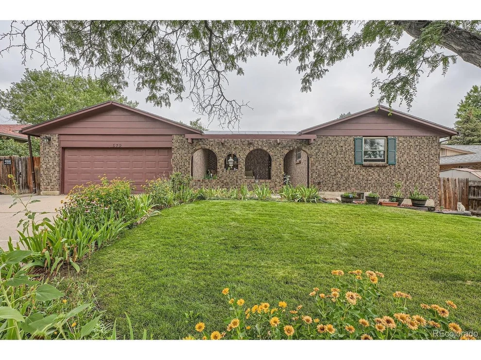 Unit for sale at 679 S Oswego St, Aurora, CO 80012