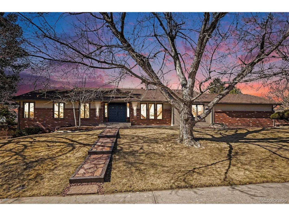 Unit for sale at 7857 S Pierce Way, Littleton, CO 80128