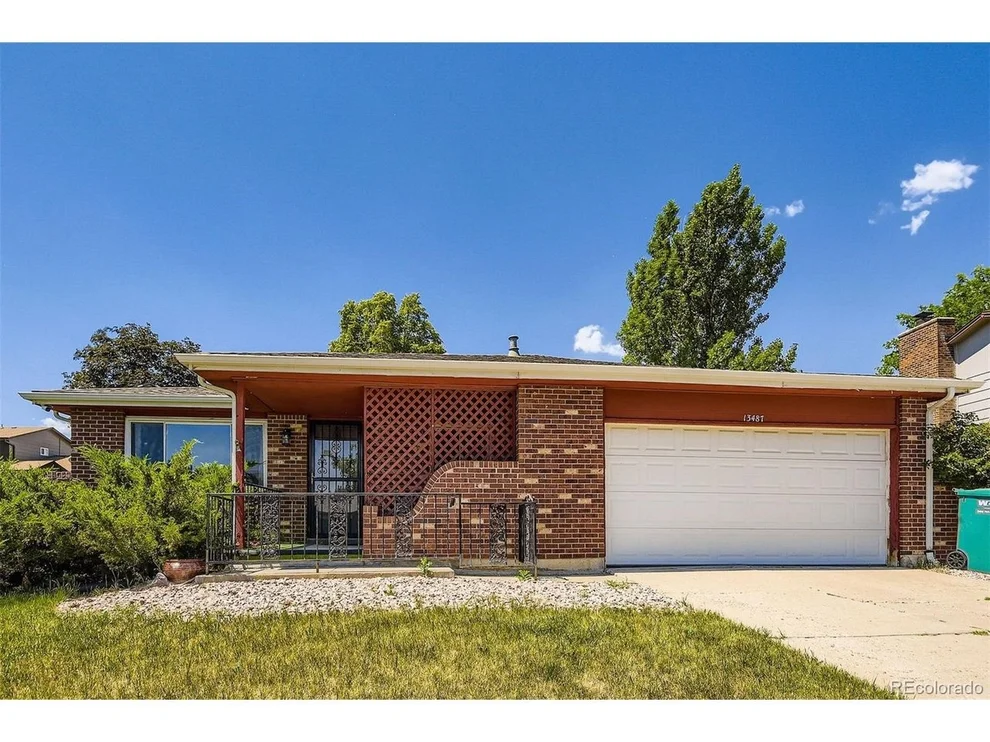 Unit for sale at 13487 Antares Dr, Littleton, CO 80124