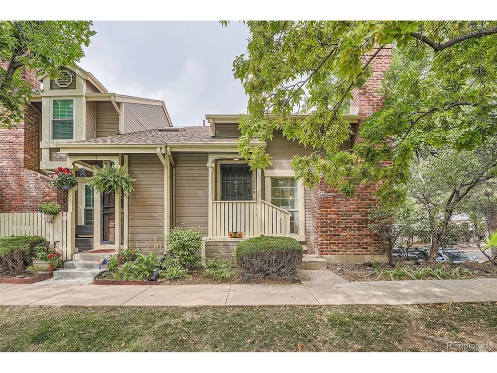 Unit for sale at 2004 S Helena St, Aurora, CO 80013