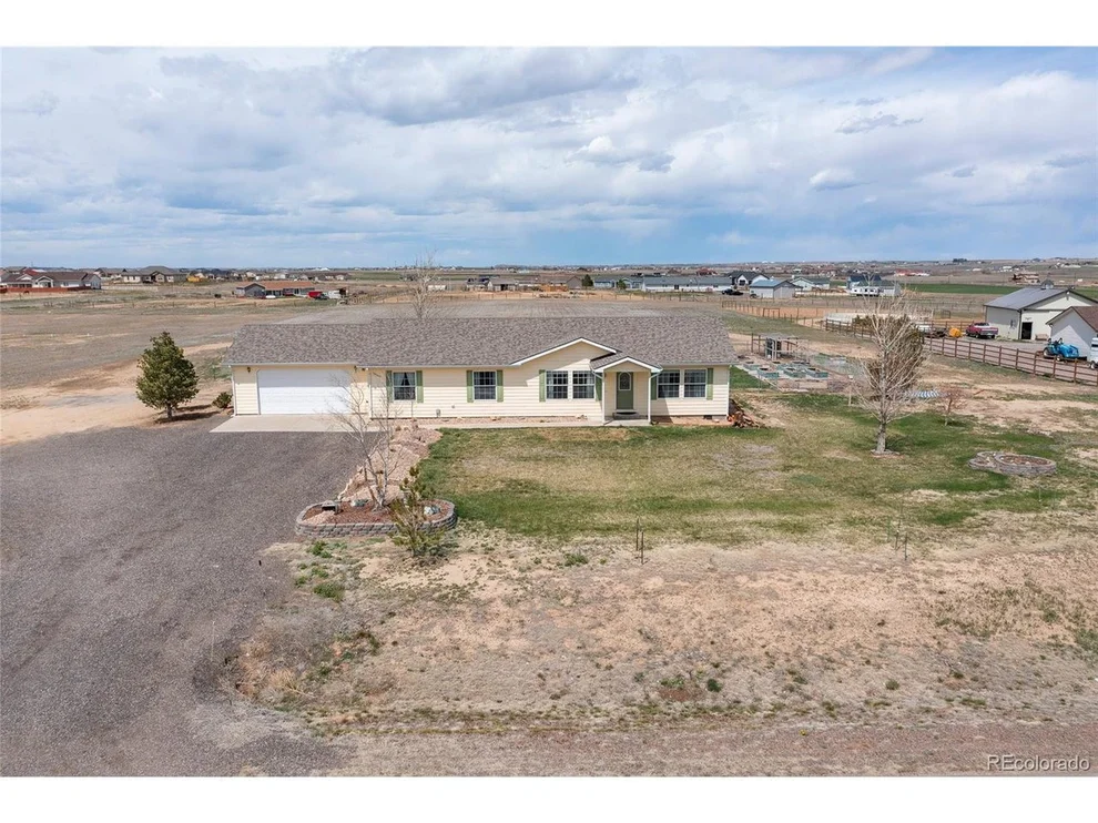 Unit for sale at 34209 E 139th Ct, Hudson, CO 80642