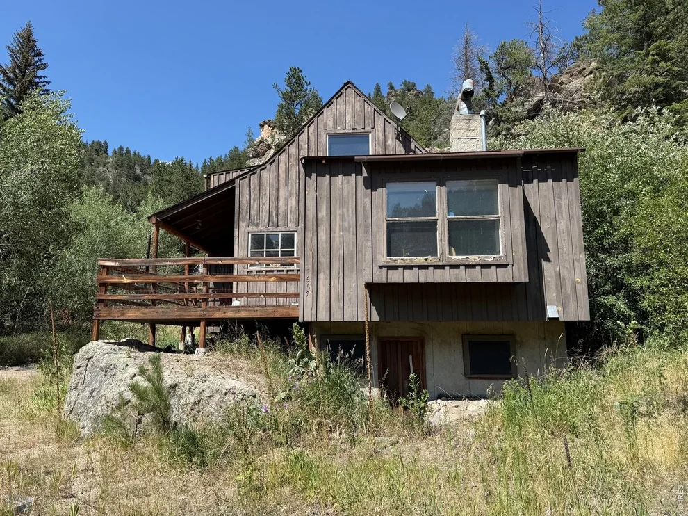 Unit for sale at 32 Horseshoe Bend Rd, Glen Haven, CO 80532