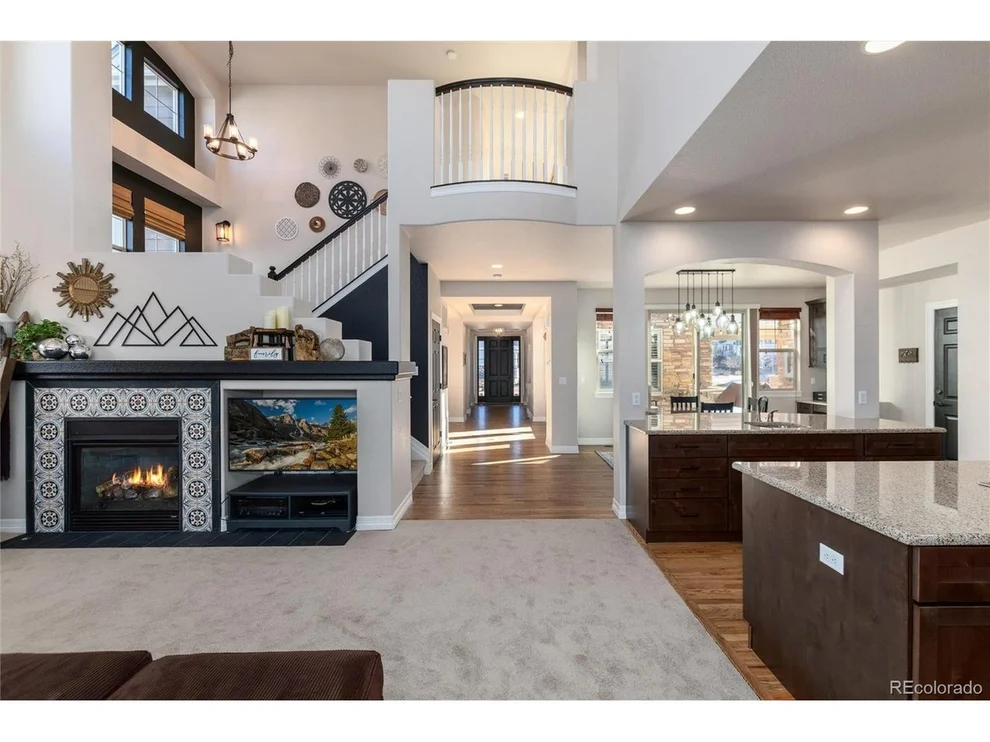 Unit for sale at 6835 S Robertsdale Way, Aurora, CO 80016