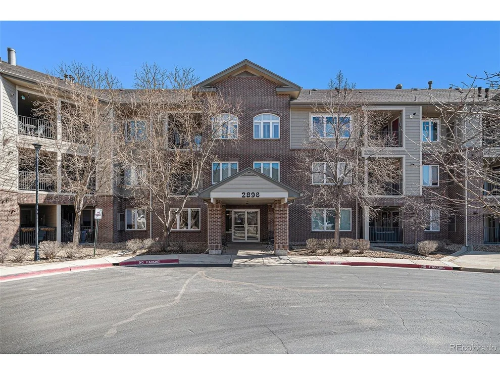 Unit for sale at 2896 W Riverwalk Cir, Littleton, CO 80123