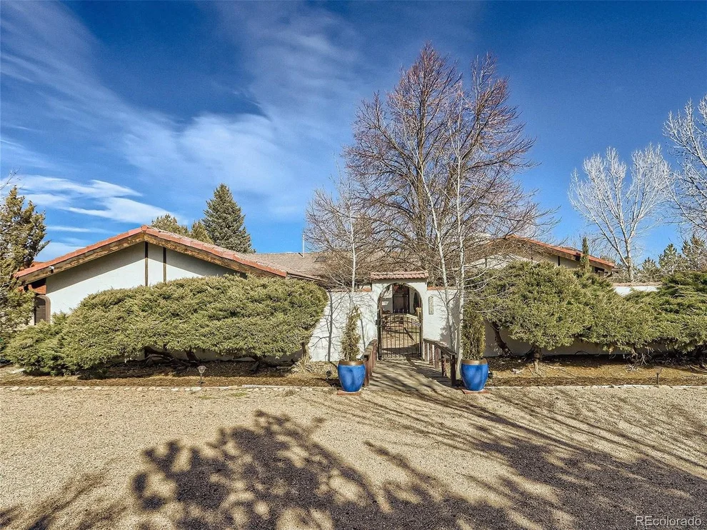 Unit for sale at 7218 Cardinal Ln, Longmont, CO 80503