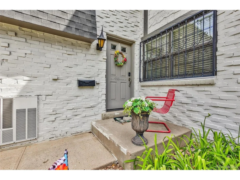Unit for sale at 3538 S Ivanhoe St, Denver, CO 80237