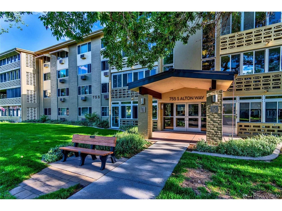 Unit for sale at 755 S Alton Way, Denver, CO 80247