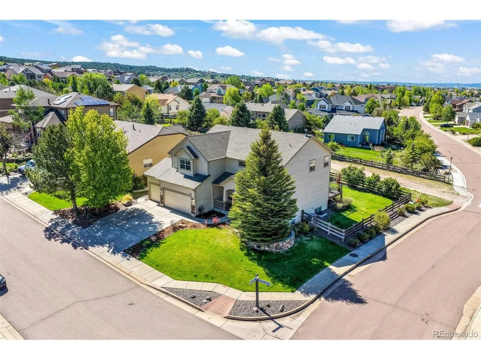 Unit for sale at 199 Walters Creek Dr, Monument, CO 80132