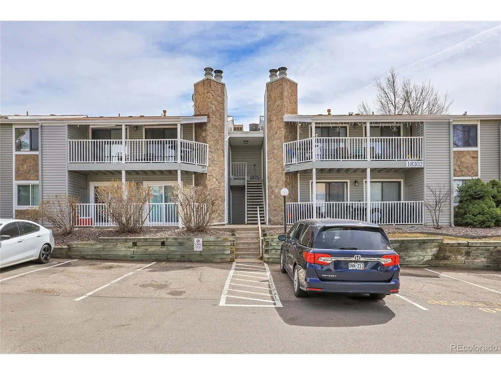 Unit for sale at 18302 E Kepner Pl, Aurora, CO 80017
