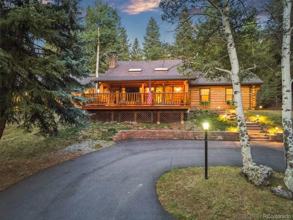 Unit for sale at 34100 Woodland Dr, Evergreen, CO 80439