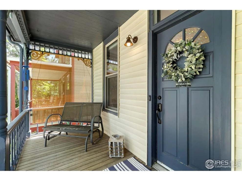 Unit for sale at 300 E Cleveland St, Lafayette, CO 80026