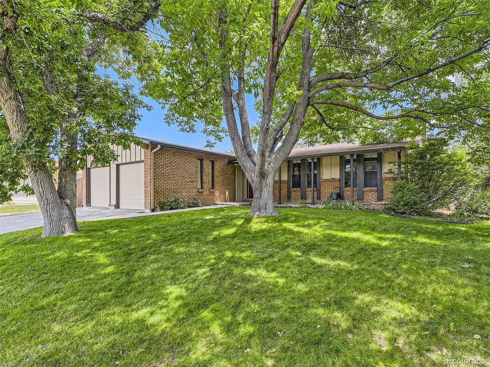 Unit for sale at 7036 S Pierce Ct, Littleton, CO 80128