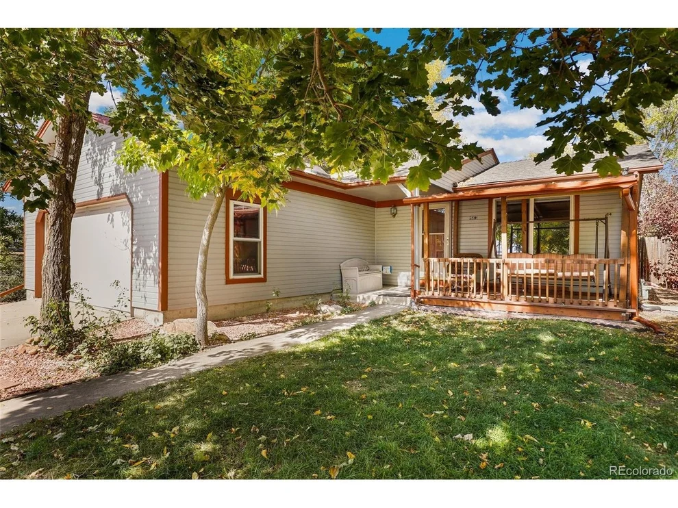 Unit for sale at 19373 E Purdue Cir, Aurora, CO 80013