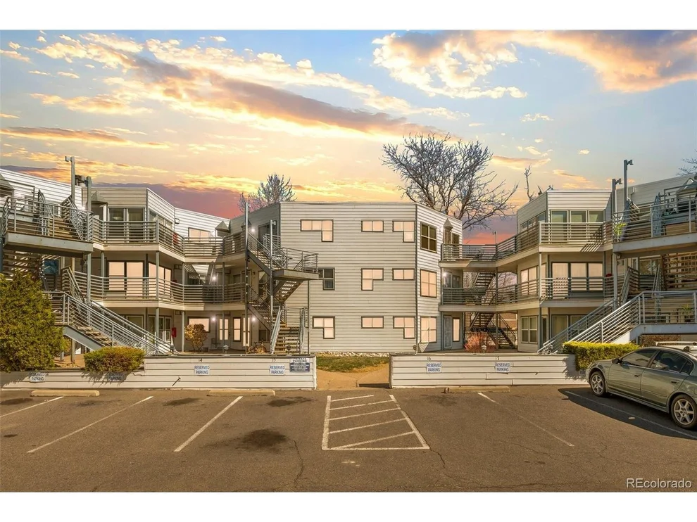 Unit for sale at 1226 S Monaco Pkwy, Denver, CO 80224