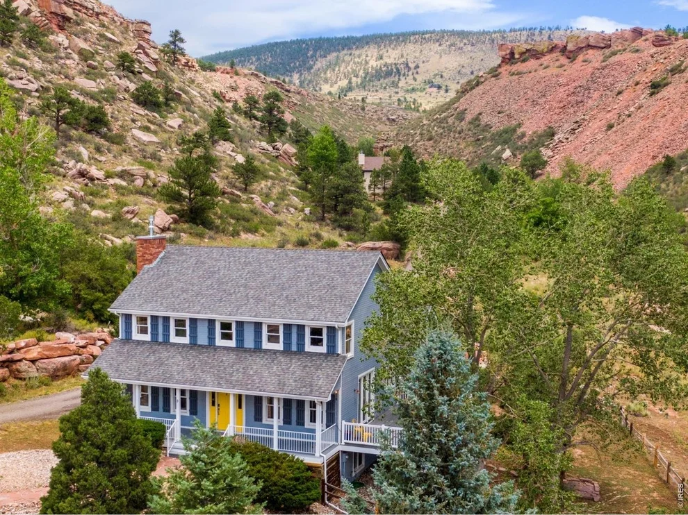 Unit for sale at 9 Eagle Nest Ln, Lyons, CO 80540