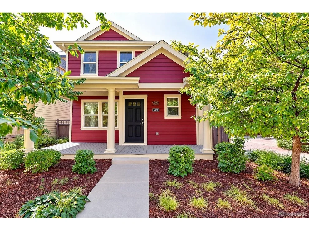Unit for sale at 8140 E 29th Pl, Denver, CO 80238