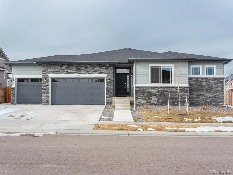 Unit for sale at 11585 Kittredge St, Commerce City, CO 80022