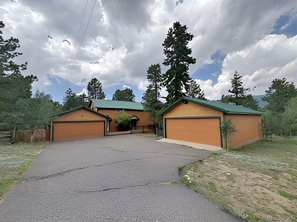 Unit for sale at 607 Clark Rd, Bailey, CO 80421