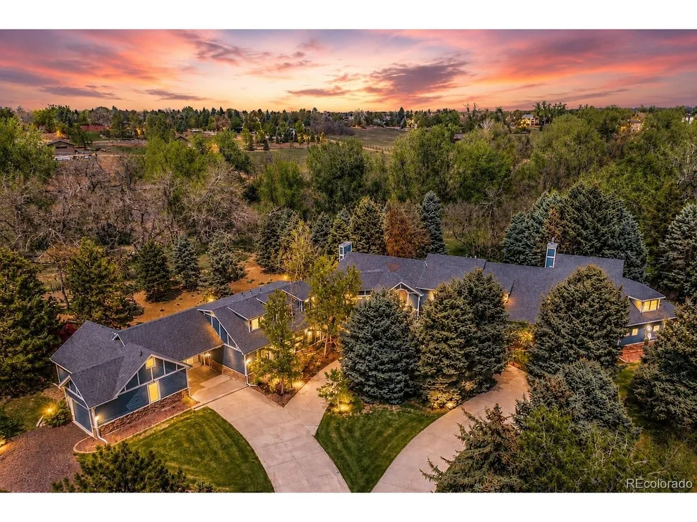 Unit for sale at 2627 E Willamette Ln, Greenwood Village, CO 80121
