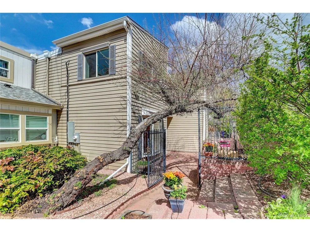 Unit for sale at 9345 E Chenango Ave, Greenwood Village, CO 80111