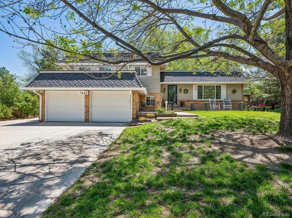 Unit for sale at 7666 S Cedar Cir, Littleton, CO 80120