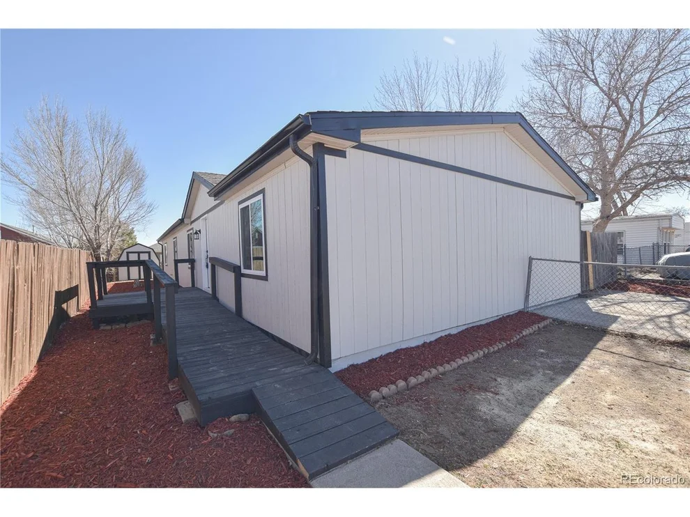 Unit for sale at 1067 Glen Creighton Dr, Dacono, CO 80514