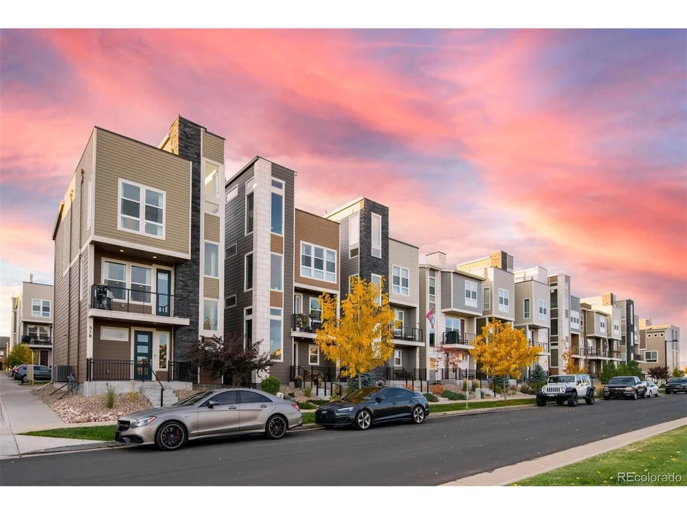 Unit for sale at 518 E Hinsdale Ave, Littleton, CO 80122