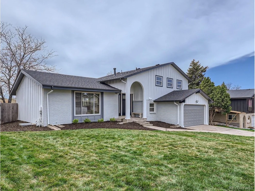 Unit for sale at 4074 S Willow Way, Denver, CO 80237