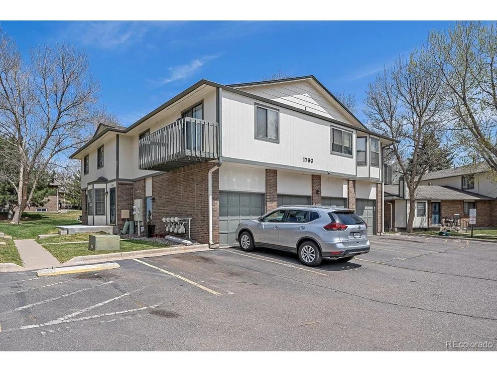Unit for sale at 1760 S Ammons St, Lakewood, CO 80232