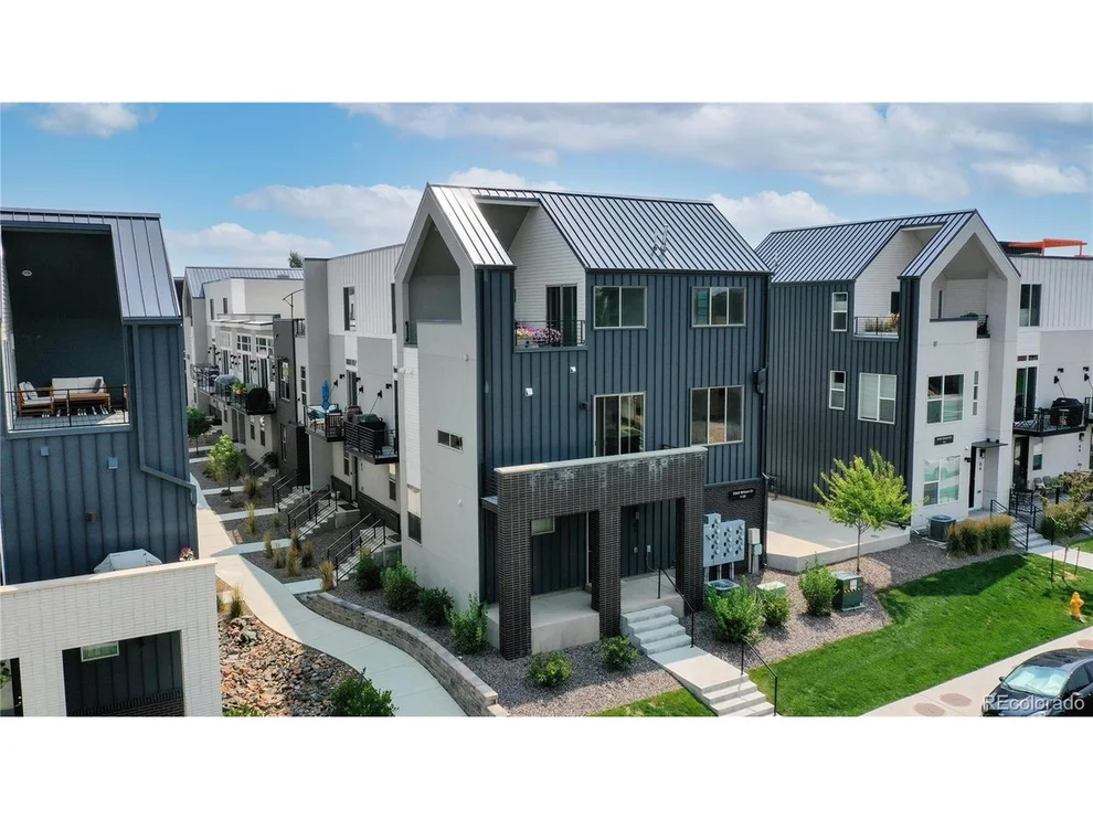 Unit for sale at 3060 Wilson Ct, Denver, CO 80205