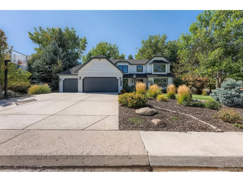 Unit for sale at 11401 E Regency Ct, Parker, CO 80138