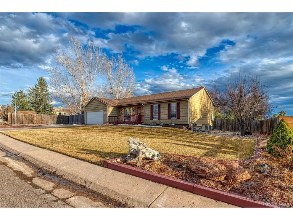 Unit for sale at 6812 Blue Jay Dr, Parker, CO 80138